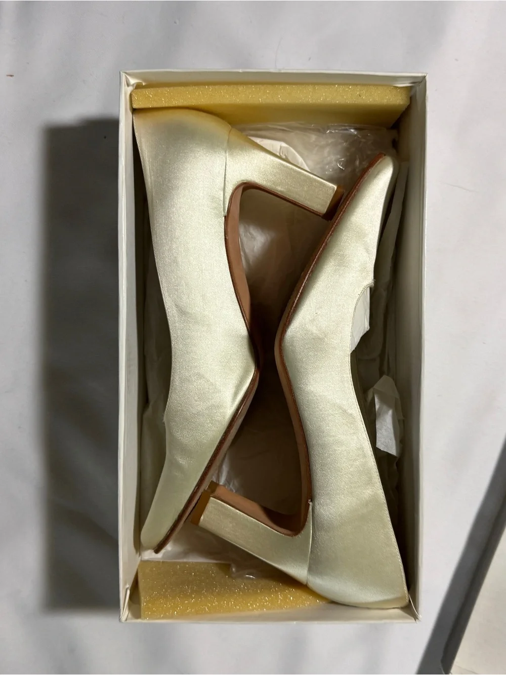 Vintage Ivory Satin Wedding Mid-Heel Pumps for Women